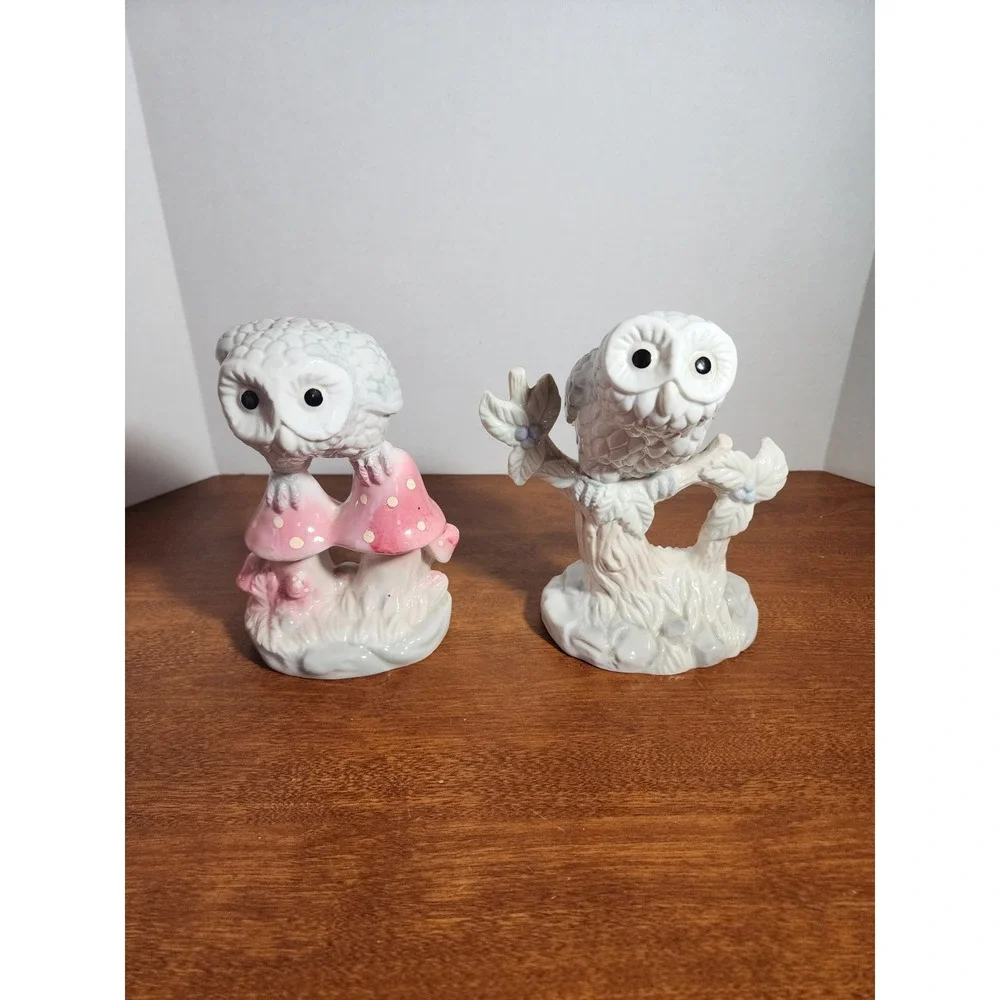 Vintage 2 White Snow Owl Figurines Ceramic Perched in Tree Branch & Mushroom 8